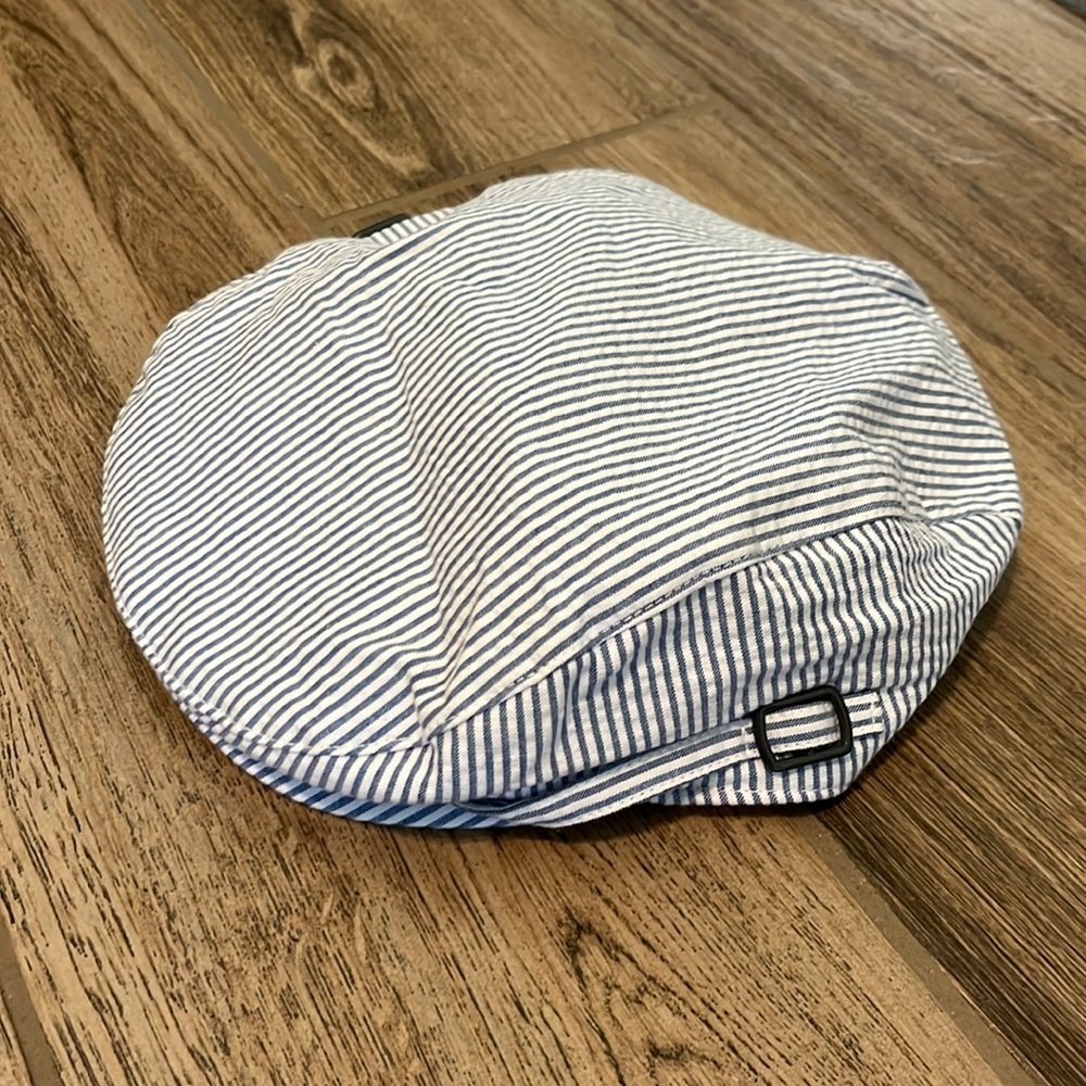 Janie & Jack seersucker print cap EUC